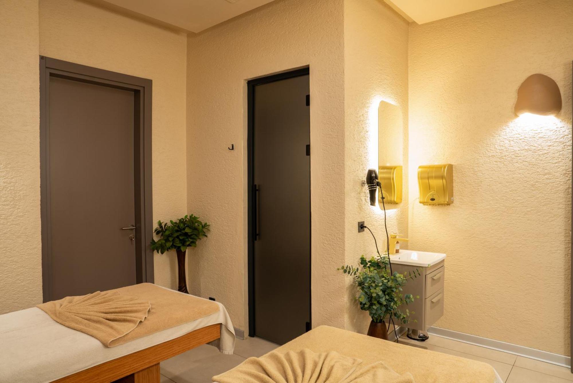 The Superior Living Kagithane Istanbul Exterior photo